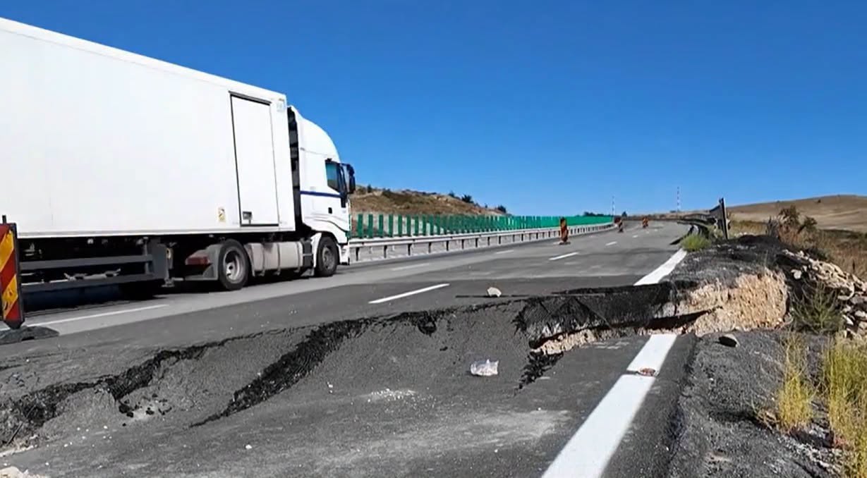 autostrada surpata pe A1 Sebes - Turda